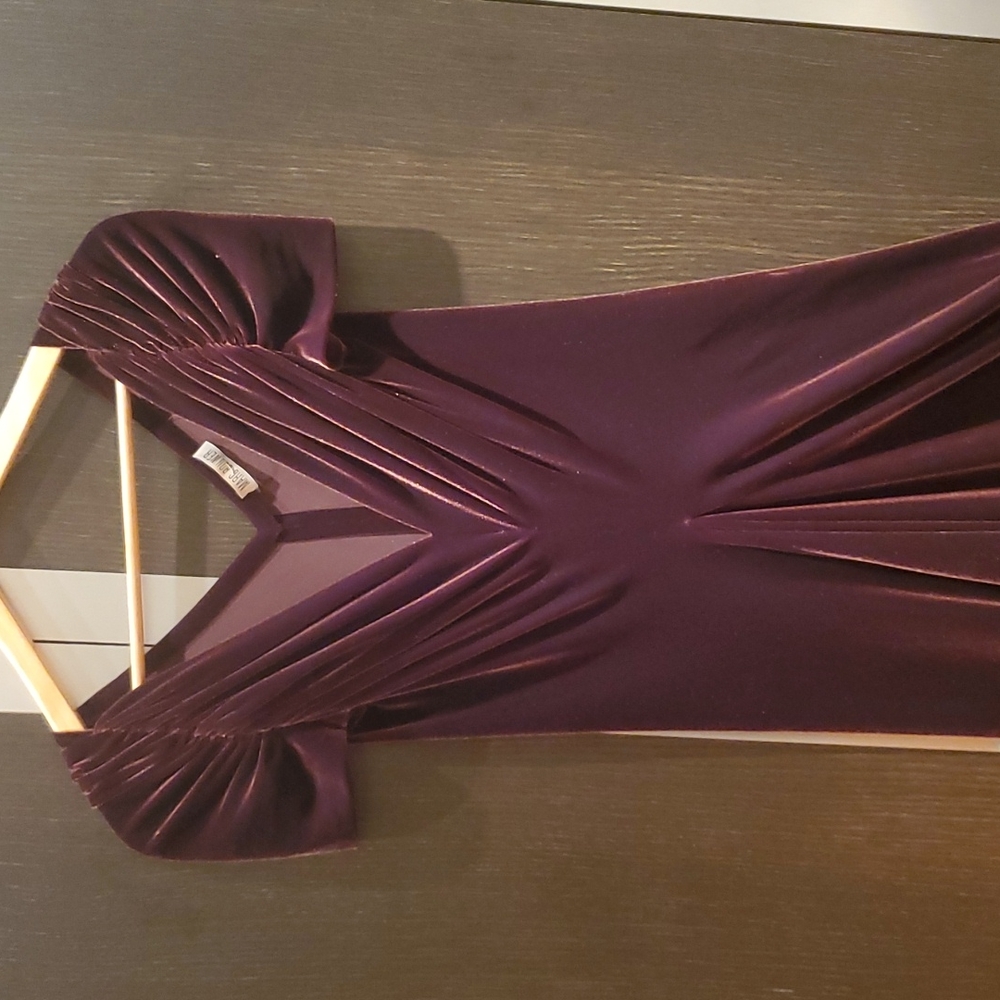 Marc Bouwer dark red Gown size 6-8